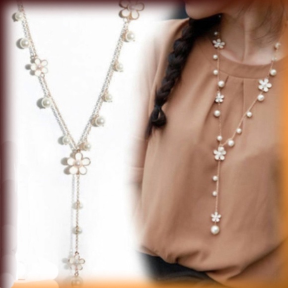 Long Y Shape Gold Color Pendant with Faux Pearls & White Flower Enamel Necklace - Picture 1 of 7